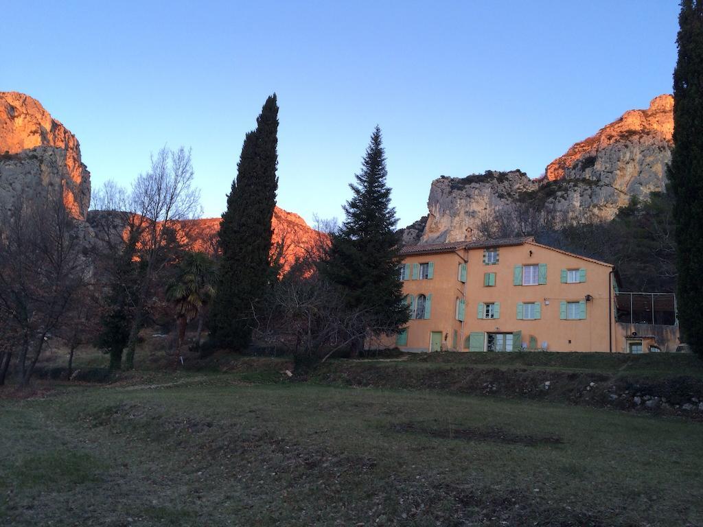 Domaine D'Angouire Hotel Moustiers-Sainte-Marie Exterior foto