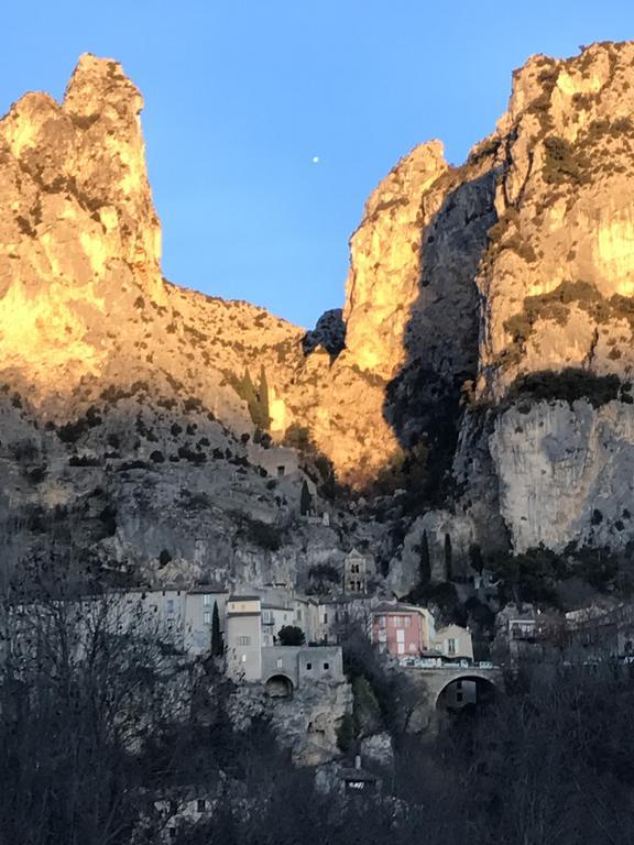 Domaine D'Angouire Hotel Moustiers-Sainte-Marie Exterior foto